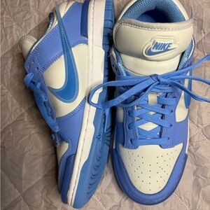 Size 8 - Nike Dunk Twist Low
University Blue Women's
DZ2794-002